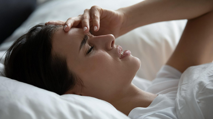 Mất ngủ hậu covid có thể khiến sức khỏe thần kinh bị ảnh hưởng nghiêm trọng