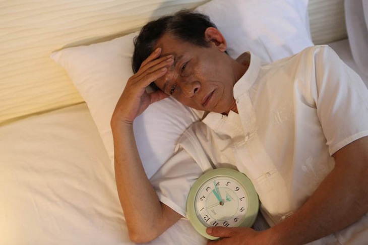 Mất ngủ dù ở độ tuổi nào cũng gây nên rất nhiều hệ luỵ và biến chứng nguy hiểm cho sức khỏe