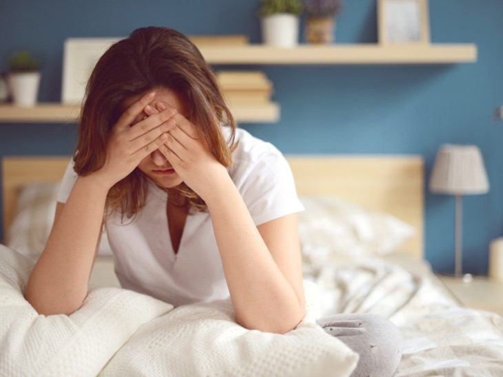 Mất ngủ kéo dài có thể gây ra nhiều vấn đề về sức khỏe và ảnh hưởng sinh hoạt