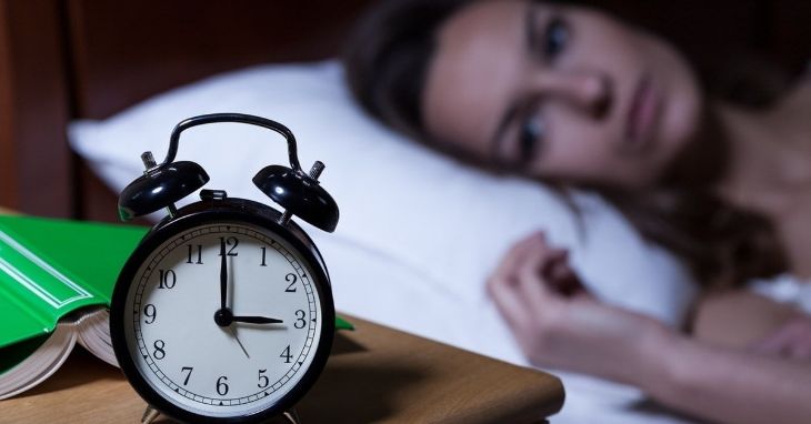 Mất ngủ là tác dụng phụ thường gặp do dùng thuốc giảm cân.