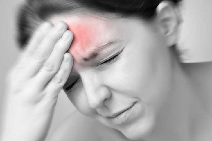 Đau đầu sau một bên mắt cũng thuộc các vị trí đau đầu nguy hiểm