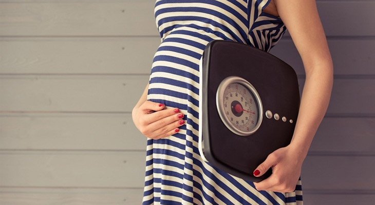 Đau nửa đầu khi mang thai có thể do cân nặng tăng đột ngột