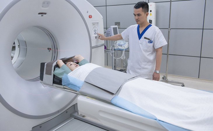 Bệnh nhân có thể được yêu cầu chụp CT và MRI